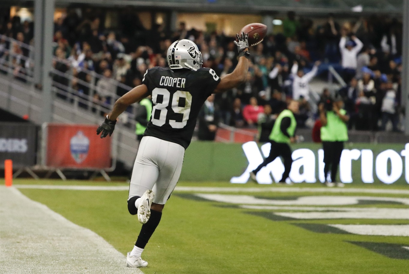 Raiders rally past Texans in Mexico City