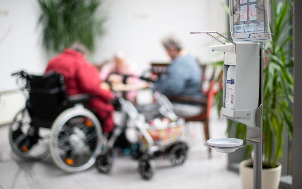 Aging population to put pressure on long-term care facilities says B.C. industry