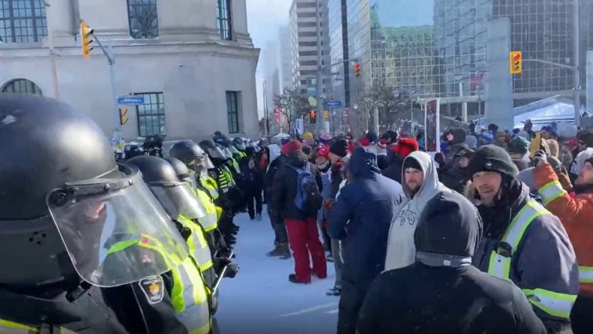 Almost 50 arrested as police say 'important progress made' in clearing Ottawa protesters