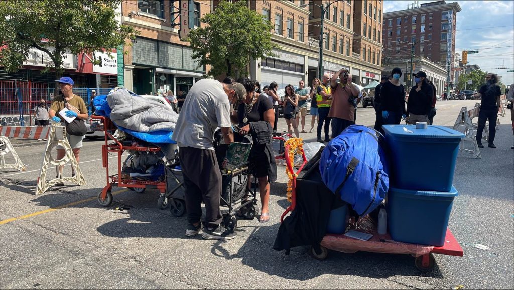 'This is a humanitarian crisis,' calls for emergency DTES meeting with David Eby