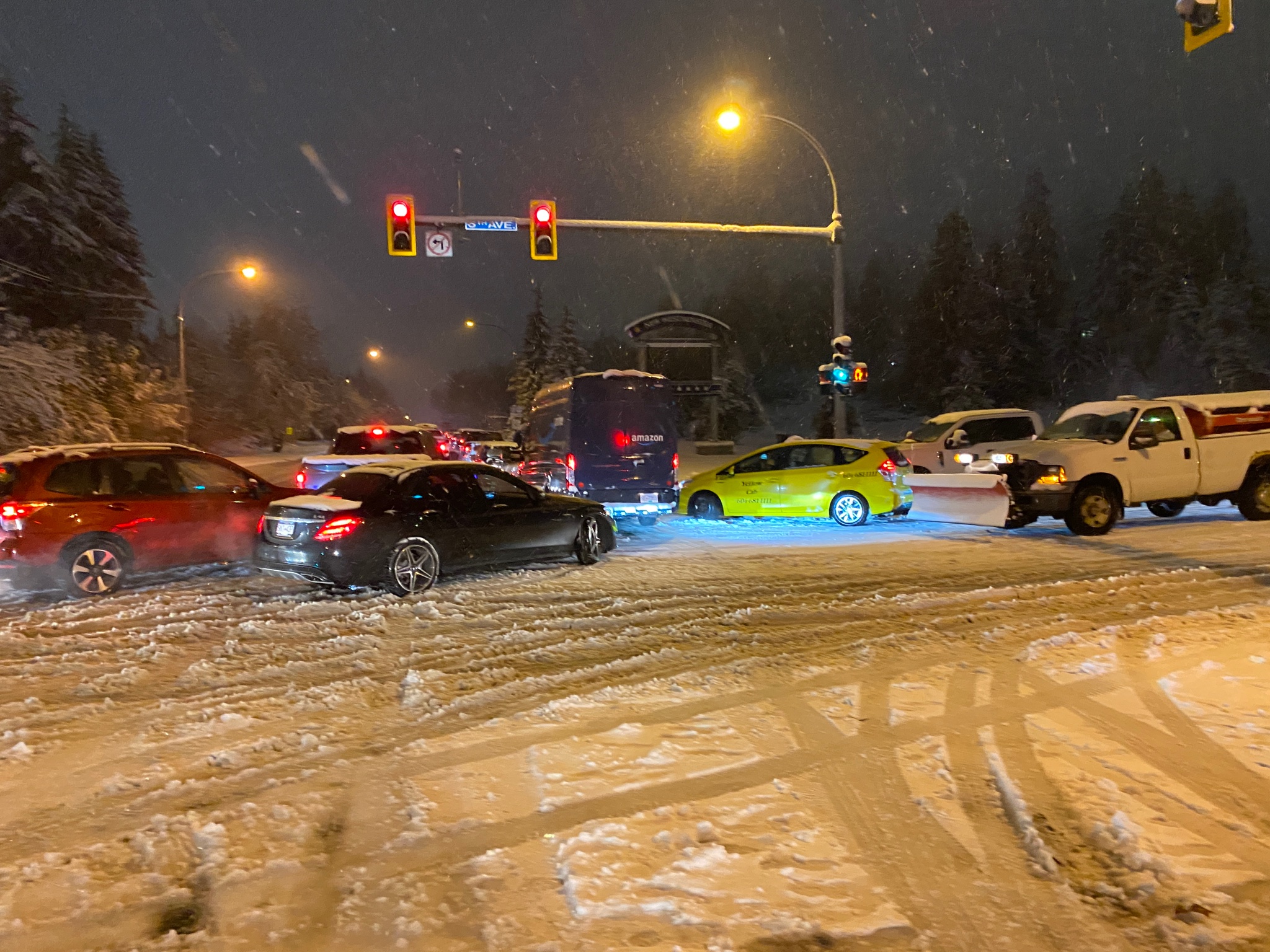 New Westminster Mayor Patrick Johnstone urged drivers to stay away from the Patullo Bridge Tuesday night. (Twitter/@PJNewWest)