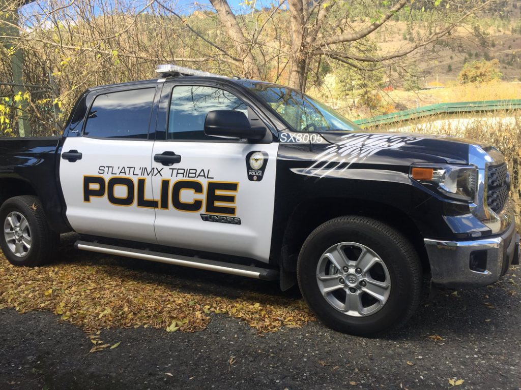 A Stl’atl’imx Tribal Police Service truck