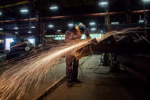 ‘Wake-up call’: Canadian manufacturing adovcates urge federal leaders to save sector