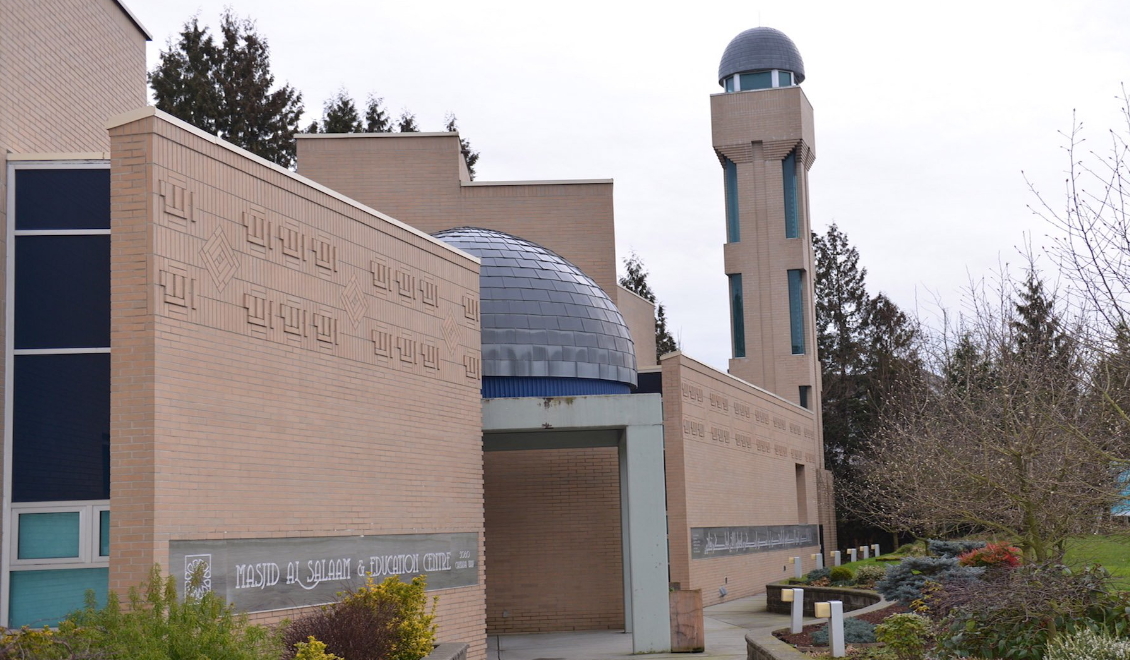 Masjid Al Salaam Mosque in Burnaby, B.C. (Courtesy: Twitter/@CanadainIndia)