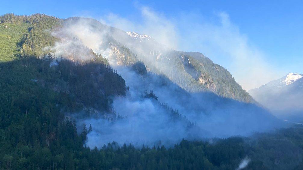 smoke seen billowing near a large mountain. the shovelnose creek wildfire near Whistler was discovered on Saturday