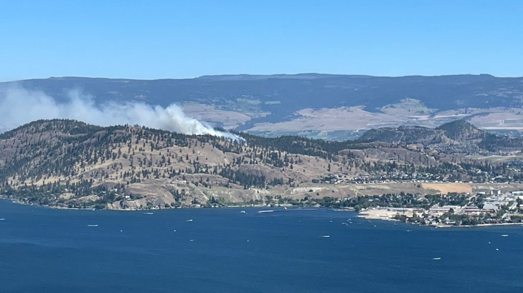 a wildfire in kelowna that broke out saturday afternoon