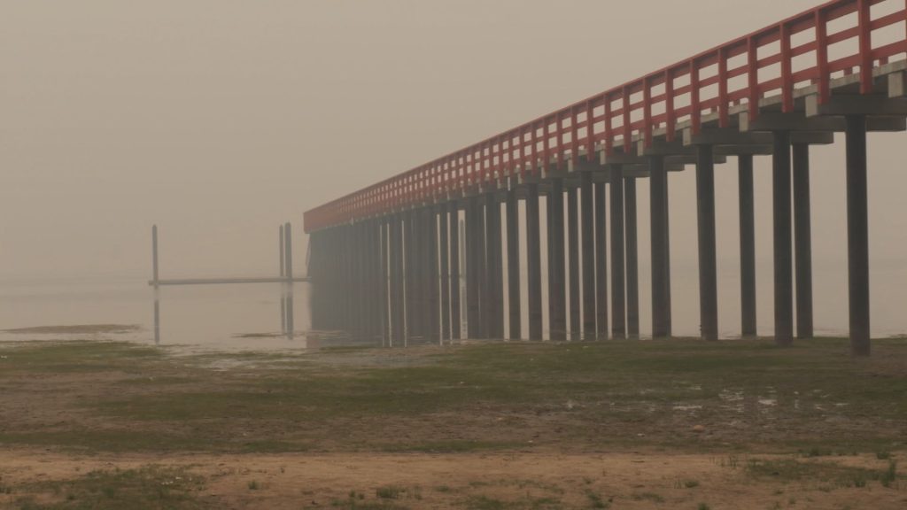 Smoky skies are seen in Chase, B.C.