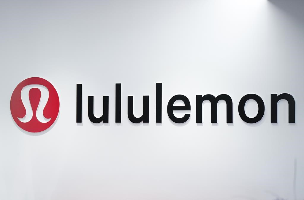 Lululemon promises 2,600 new jobs