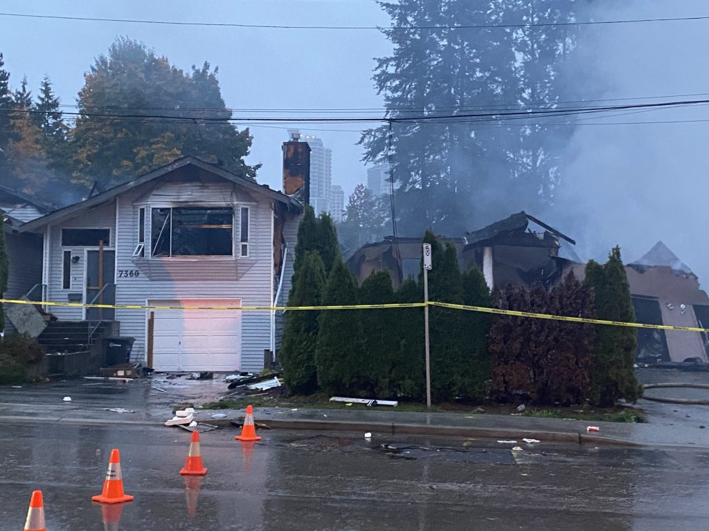 Burnaby Fire Destroys 4 Homes | CityNews Vancouver