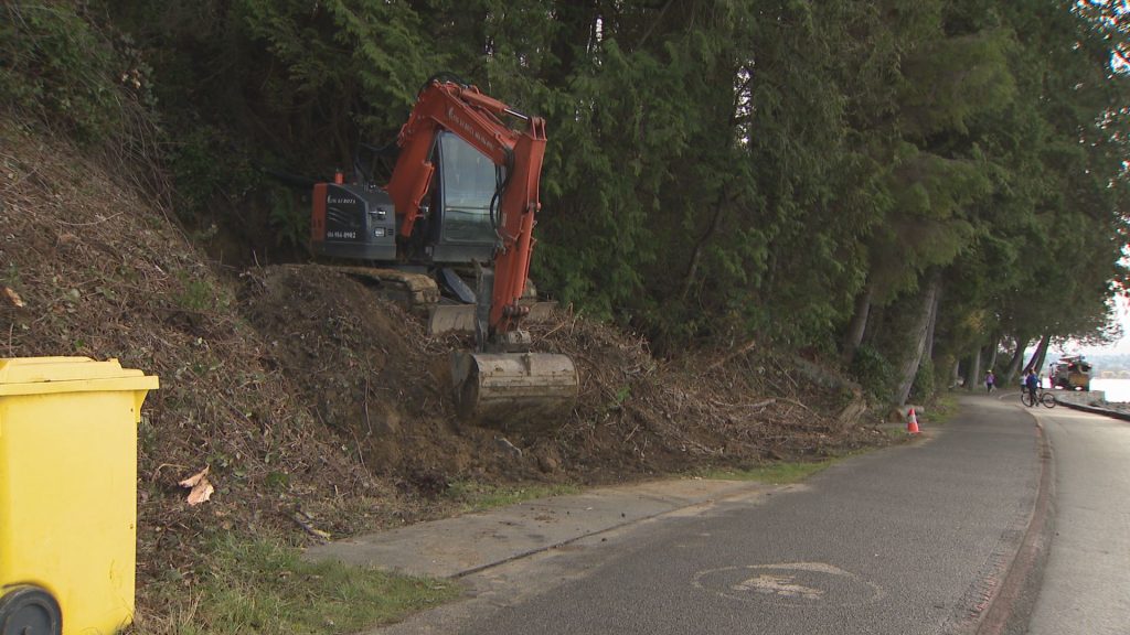 Vancouver seawall section closes temporarily due to landslide