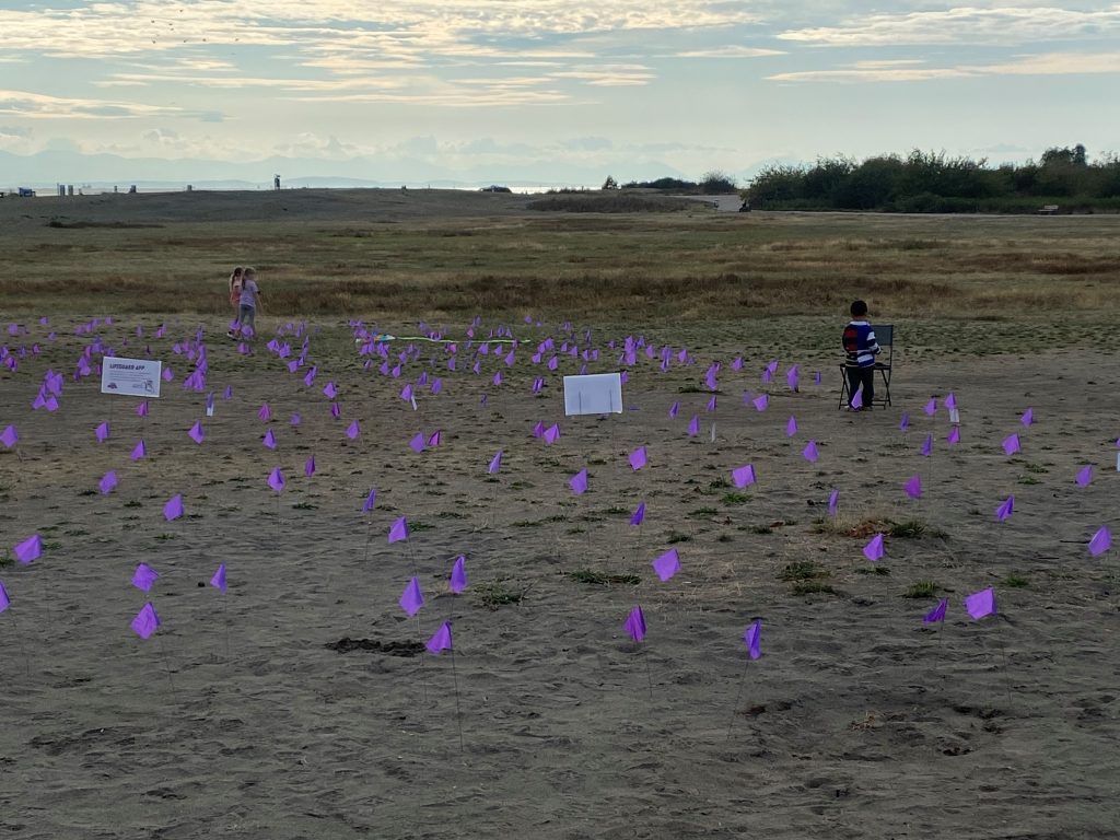 The Tablotney family put out thousands of purple flags in Steveston in April 2023 in honour of all the lives lost in the toxic drug crisis in 2022.