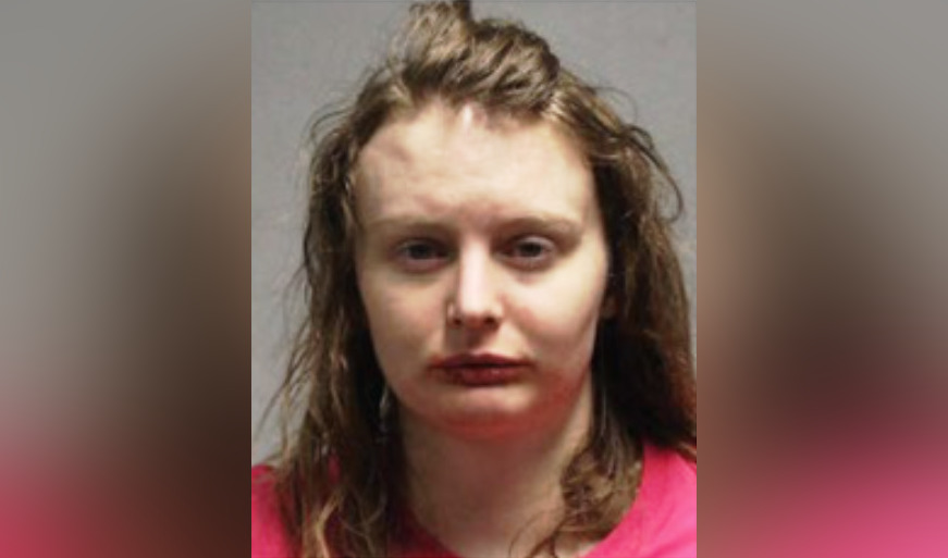A photo of Kayla Kelly. Vancouver police have issued a warning about the woman, saying she is living in the community while awaiting trial and "poses a significant public safety risk."