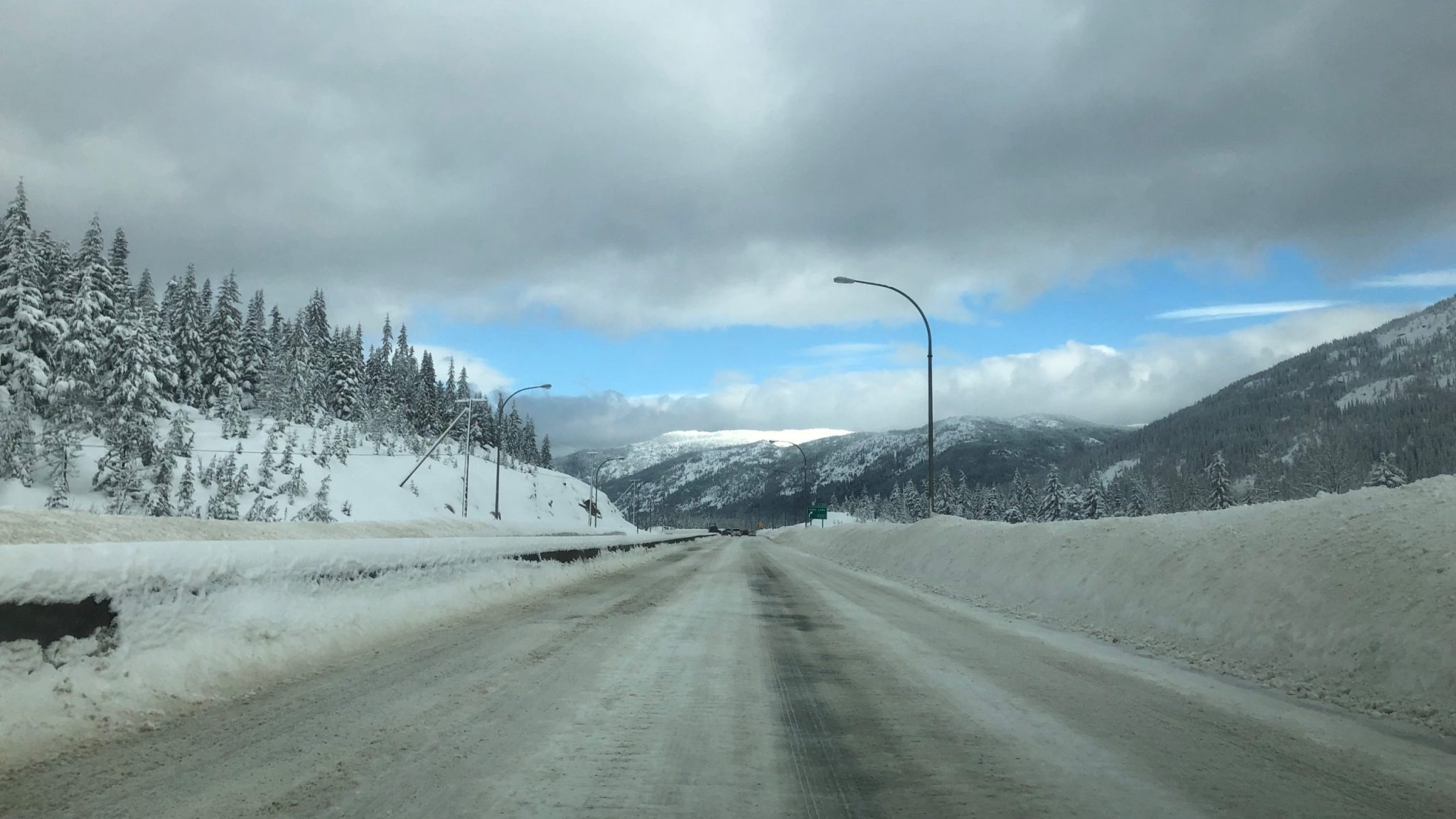 Snow expected on Coquihalla Highway, Environment Canada says