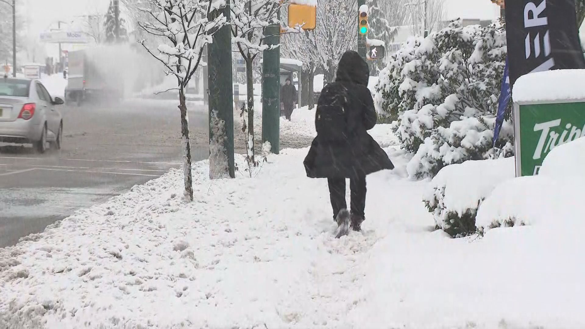 温哥华天气:雪和雨或影响周二通勤