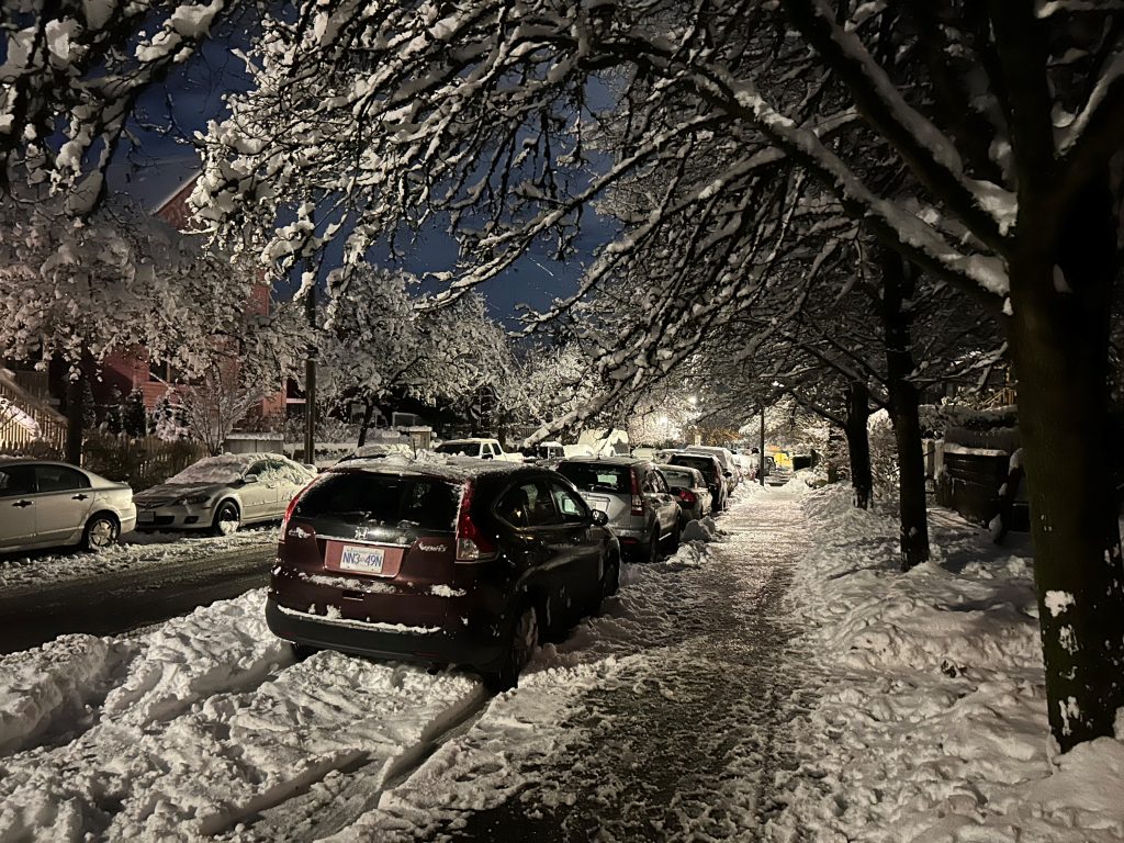 The Lower Mainland is waking up the the aftermath of a major snowstorm after a snowfall warning officially ended in Metro Vancouver and the Fraser Valley Wednesday evening. (Charlie Carey / CityNews)