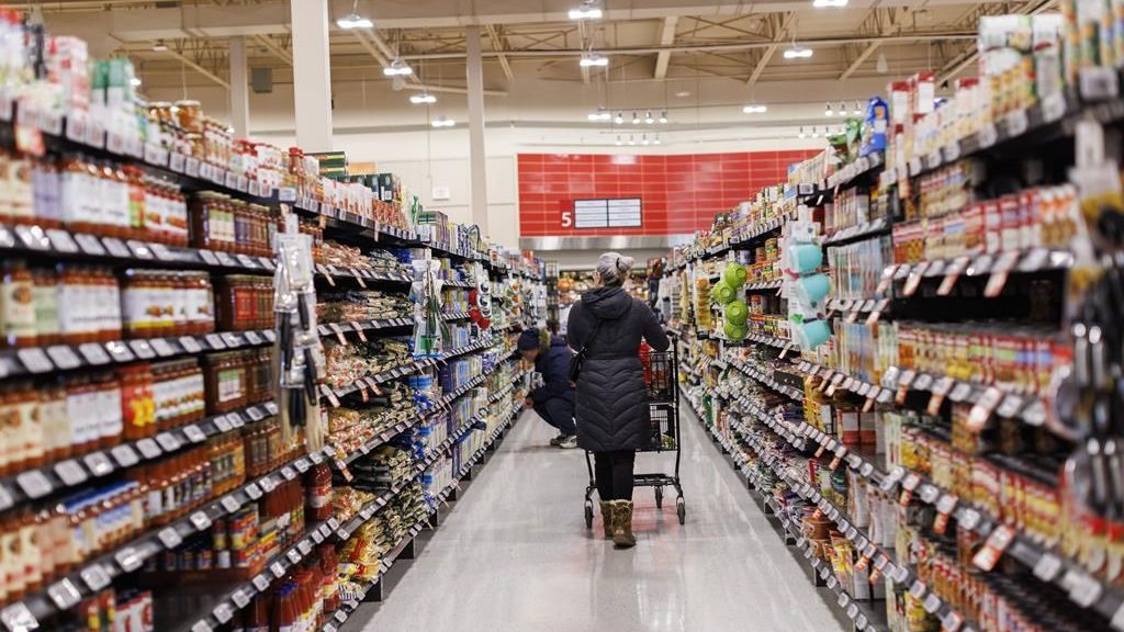 Pressure growing on federal government to make groceries more affordable
