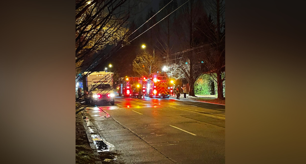 Crews extinguish house fire in Vancouver's Arbutus neighbourhood