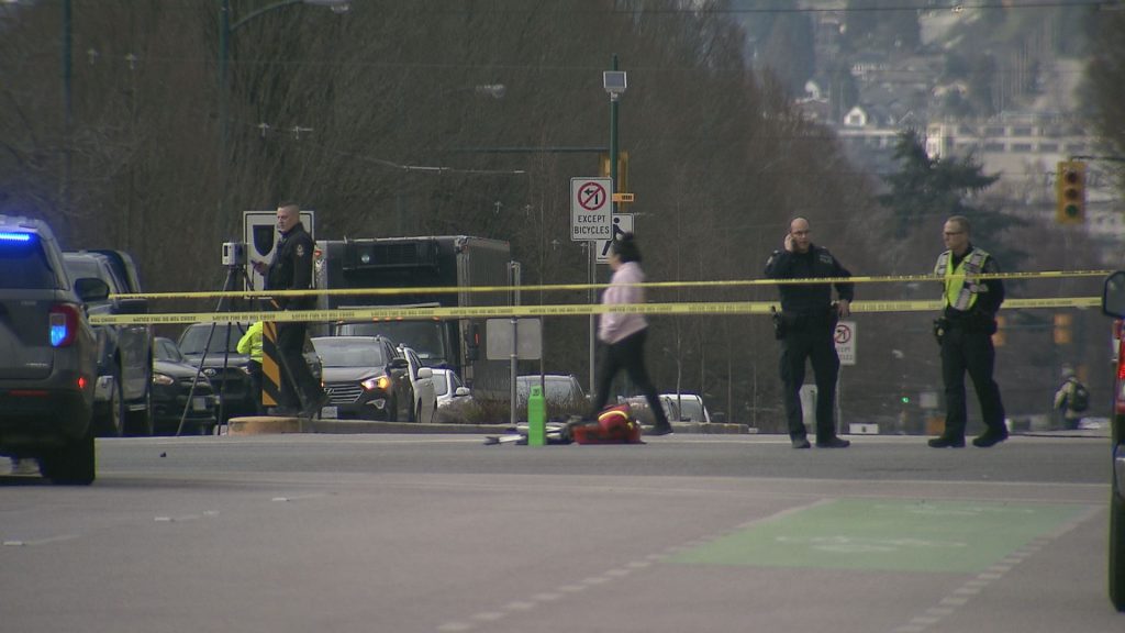 Vpd Shuts East Van Intersection After Pedestrian Killed