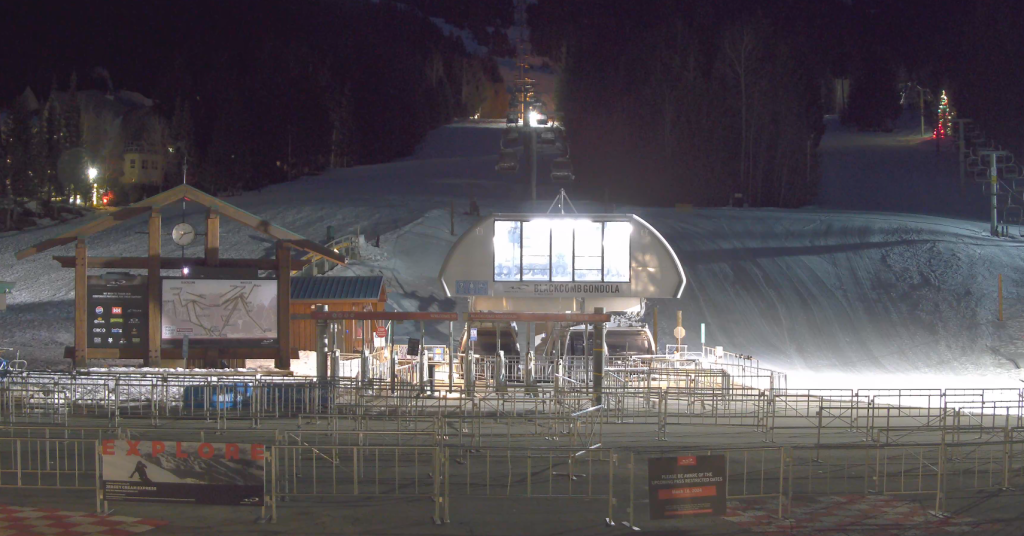 Guests stuck on Blackcomb gondola for hours due to electrical issue