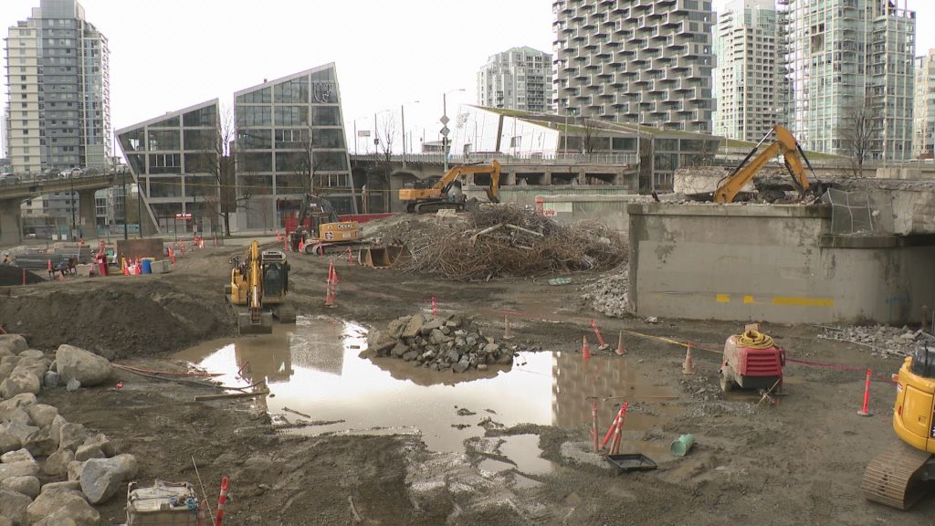 Nearby businesses inconvenienced by Granville Connector construction