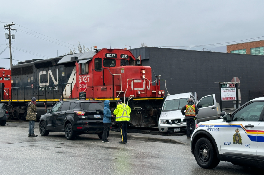 Train hits a vehicle on North Vancouver train tracks