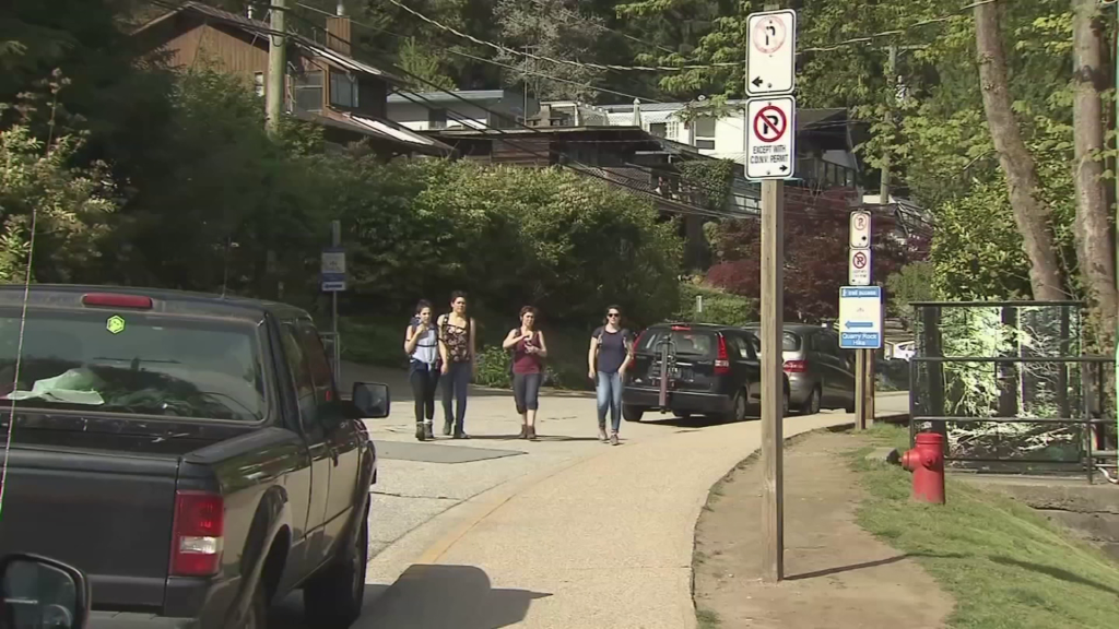 Deep Cove visitor parking to be drastically reduced: District of North Vancouver