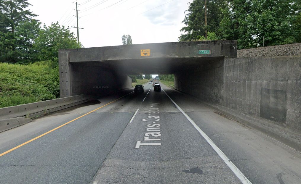 Vehicle 'scrapes' into Langley overpass