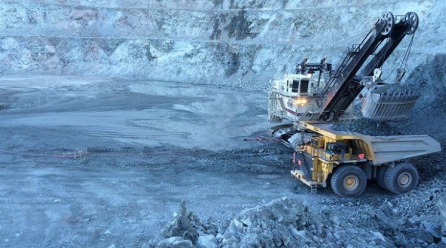 Hundreds of workers on strike at Gibraltar copper mine in British Columbia