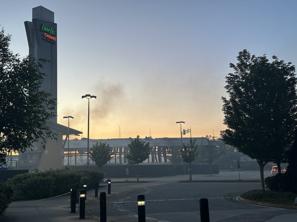 It was still a hazy, smoky drive over the Oak Street Bridge Friday morning after a large fire overnight. (Mike Lloyd / CityNews)