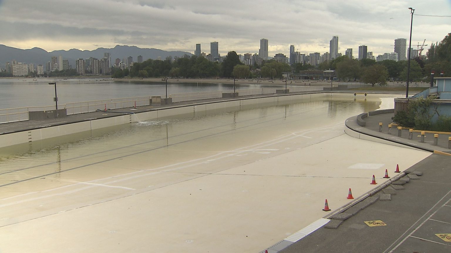 Vancouver to look at corporate funding for Kitsilano Pool rebuild