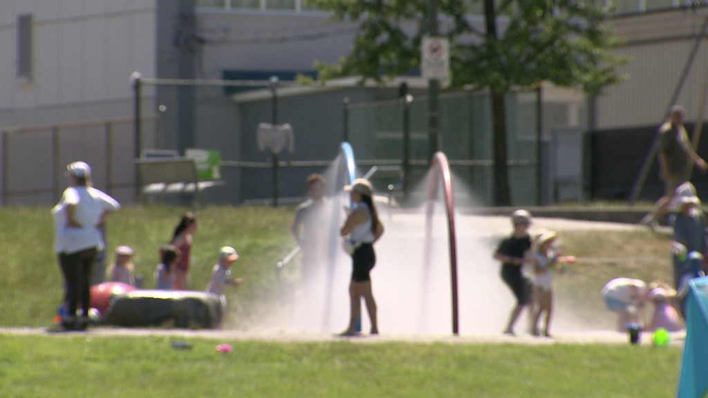 15 one-day heat records fall in B.C. as unseasonable temps persist