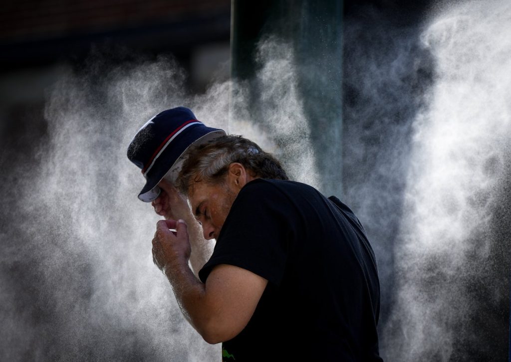 Scorching temperatures make for critical conditions in Vancouver’s Downtown Eastside