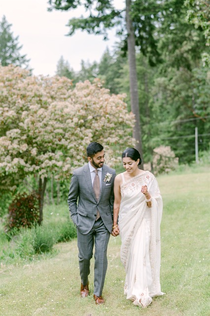 There's been a shift in how people in B.C. are getting married, and one local wedding planner says it's been negatively impacted by the ongoing cost of living crisis. (Credit: Blush Wedding Photographers)