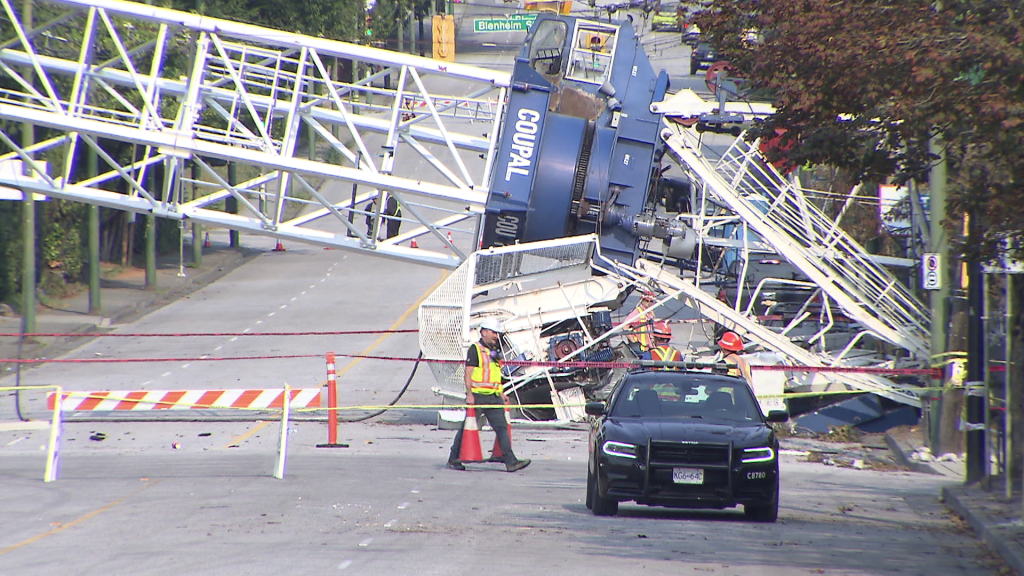 City of Van: Dismantling the Dunbar crane on 41st Avenue will take weeks