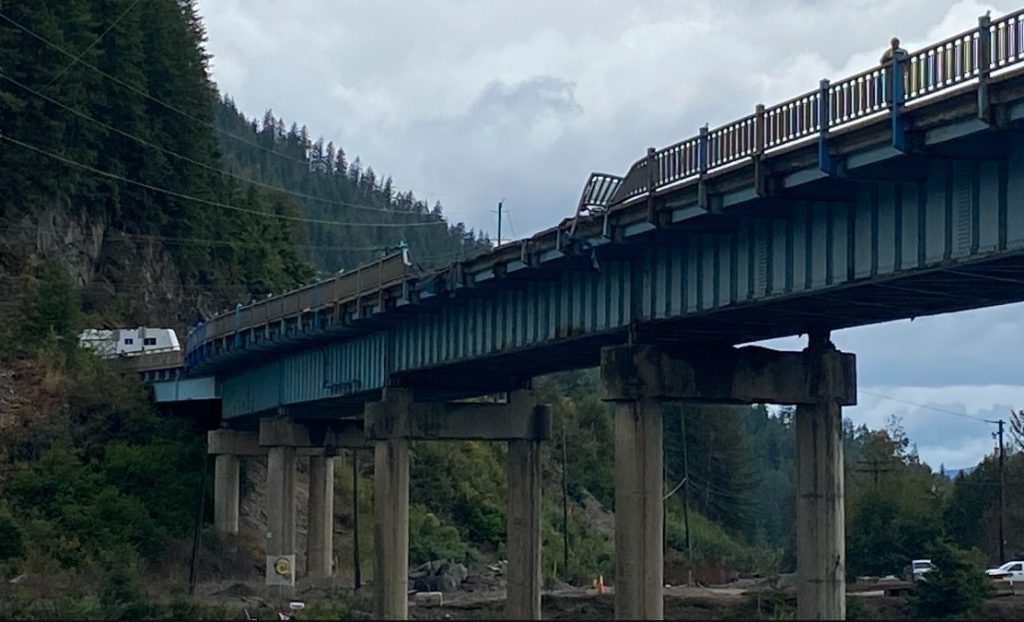 RW Bruhn Bridge in Sicamous was closed in both directions Aug. 24, 2024, due to a vehicle incident. (Images courtesySpencer via X, @ssmcleod85)