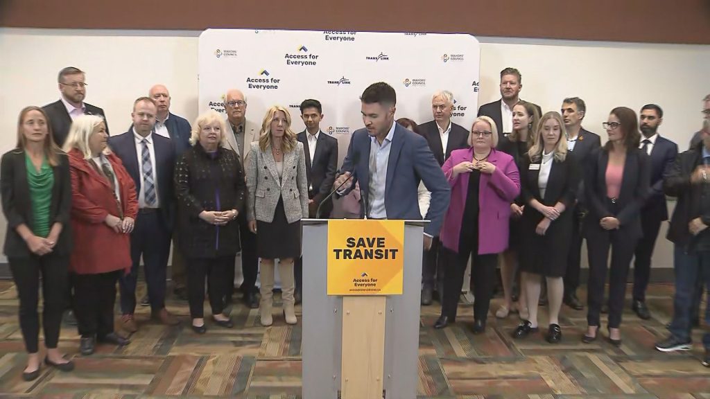 Metro Vancouver mayors call for B.C. leaders to prioritize transit