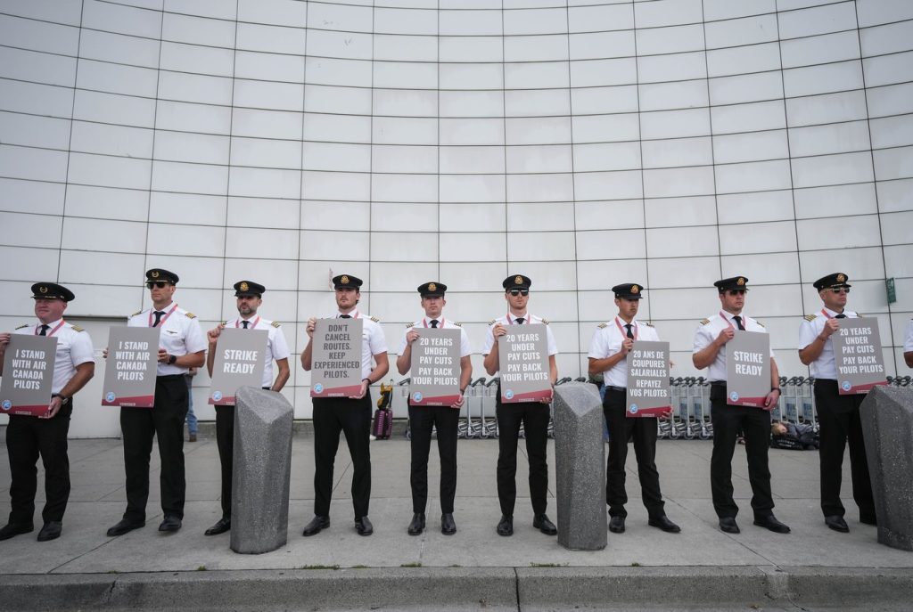 No indication of agreement between Air Canada, pilots as strike notice deadline passes