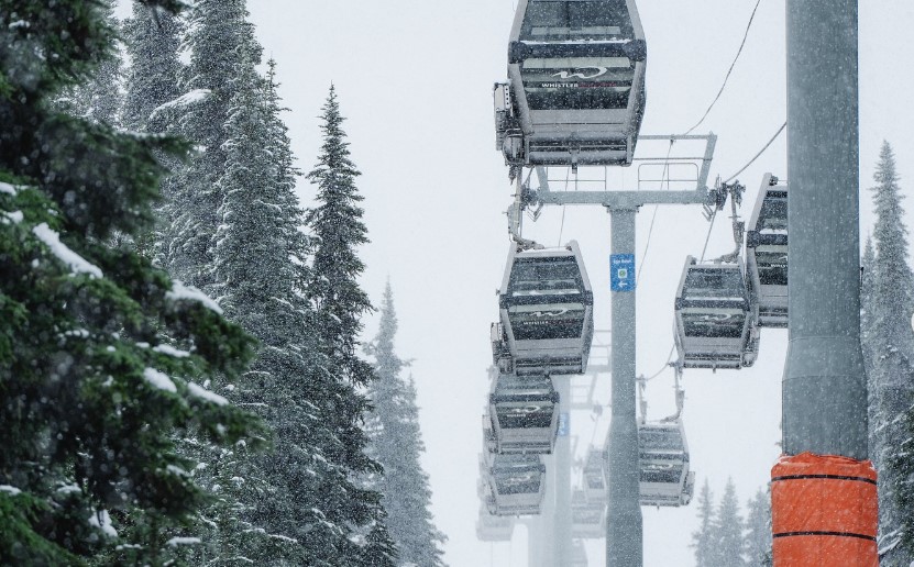 Winter wonderland: Whistler Blackcomb sees snow Friday