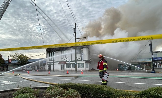 Massive fire at Langley restaurant leads to partial building collapse; crews continue to battle blaze