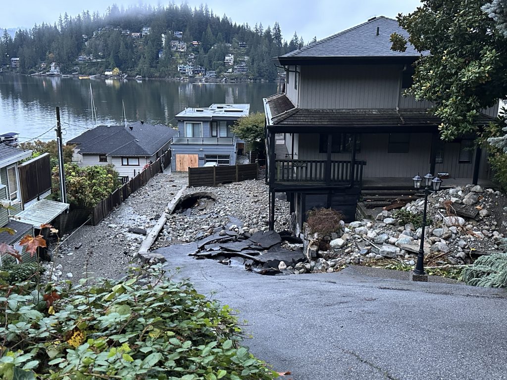 The properties along Panorama Drive were ordered to evacuate after inspectors found a potential “failure of private infrastructure that could be a risk to public safety." (Monika Gul / CityNews Image)