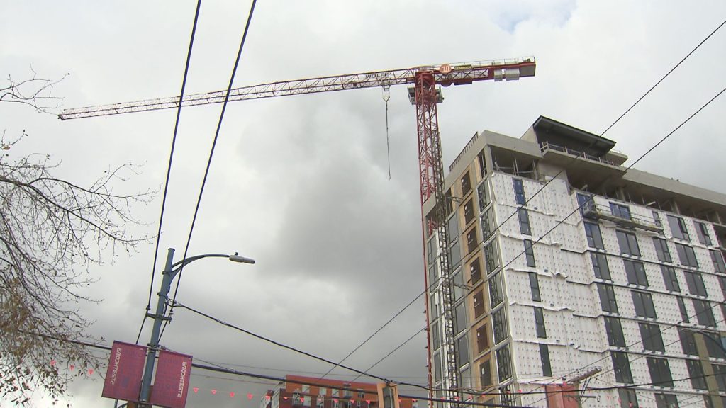 A crane incident is seen in Vancouver on Tuesday October 29, 2024. (CityNews Image)