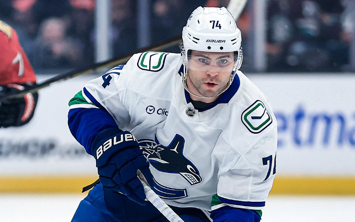 Canucks, DeBrusk getting closer to their best