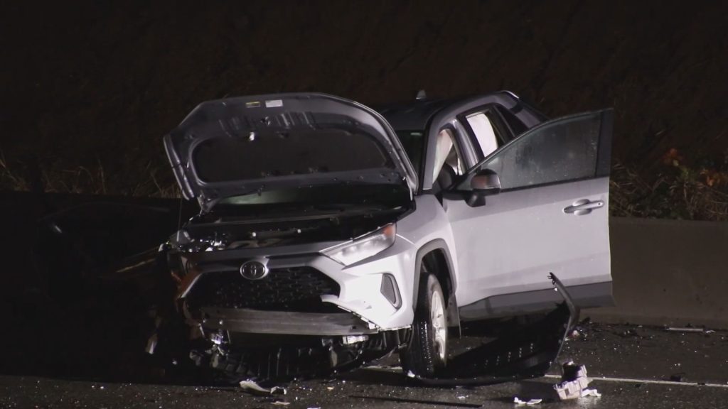 A multi-vehicle crash closed Highway 1 in Burnaby on Tuesday, Nov. 12. (Credit Shane MacKichan)