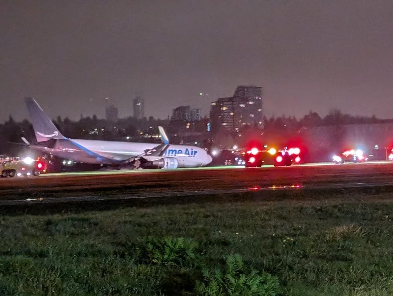 Amazon Prime cargo plane slides off YVR runway during landing