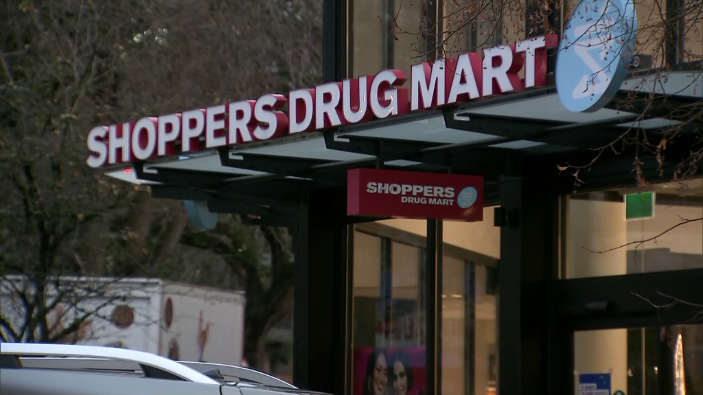 Shoppers Drug Mart apologizes after B.C. patient charged for flu shot