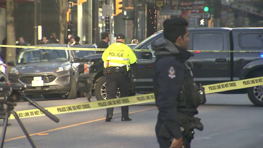 Vancouver Police officers responded to a "violent" incident that left multiple people injured Wednesday. (CityNews Image)