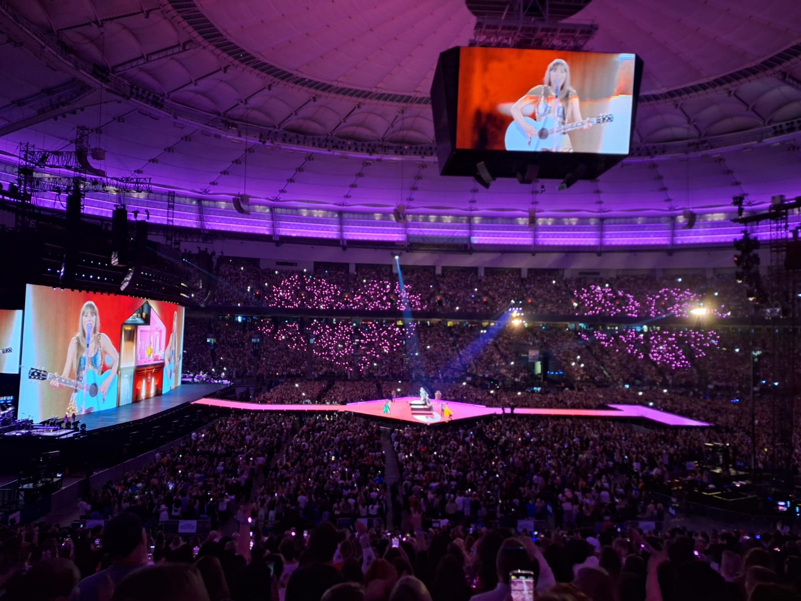 Taylor Swift’s Vancouver Invasion: Economic Boom Expected