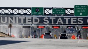 Canadian university teachers warned against travelling to the United States