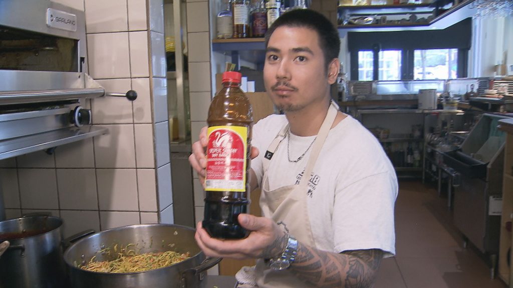 A number of Filipino chefs have teamed up to raise funds for victims of the Lapu-Lapu Day tragedy.