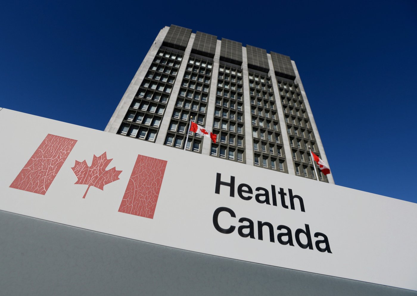 How is Canada solving its opioid crisis 10 years later?